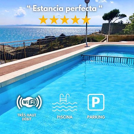 Magnifique Appartement En Front De Mer, Caneylles Roses Buitenkant foto