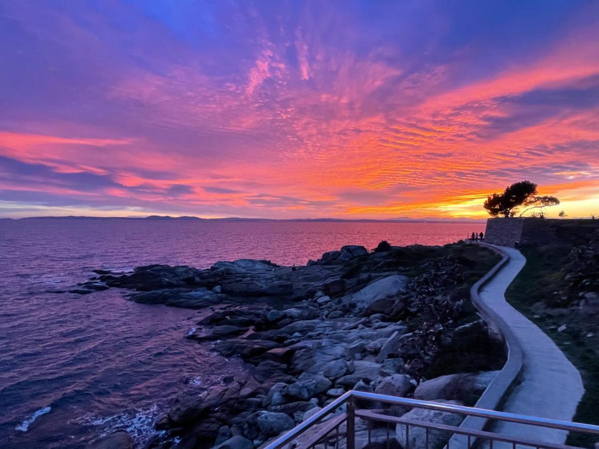 Magnifique Appartement En Front De Mer, Caneylles Roses Buitenkant foto