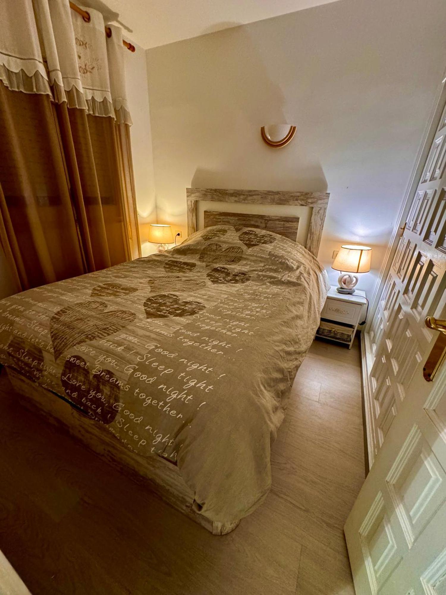 Magnifique Appartement En Front De Mer, Caneylles Roses Buitenkant foto