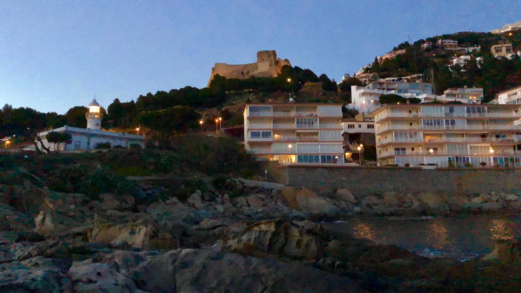 Magnifique Appartement En Front De Mer, Caneylles Roses Buitenkant foto
