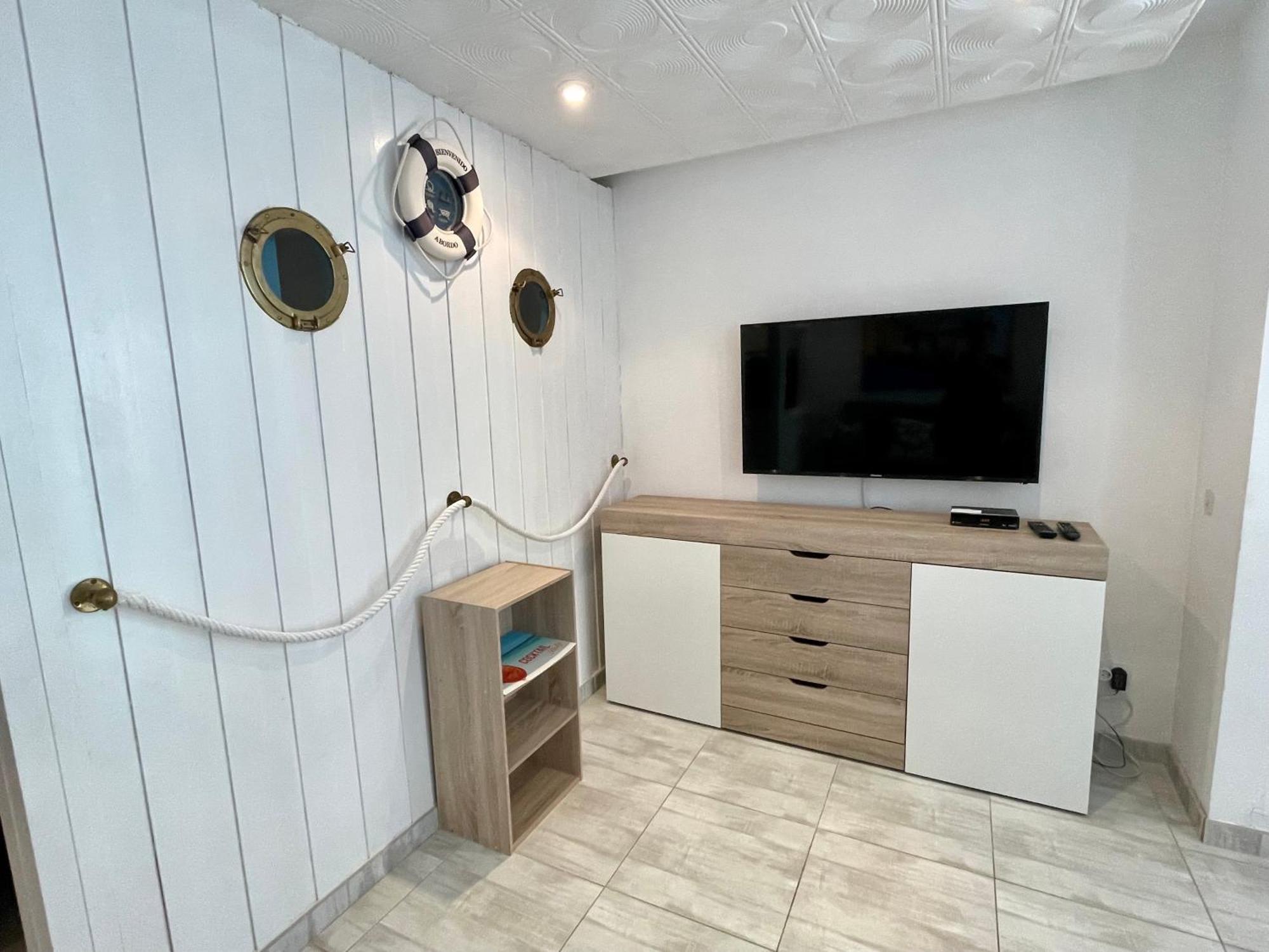 Magnifique Appartement En Front De Mer, Caneylles Roses Buitenkant foto