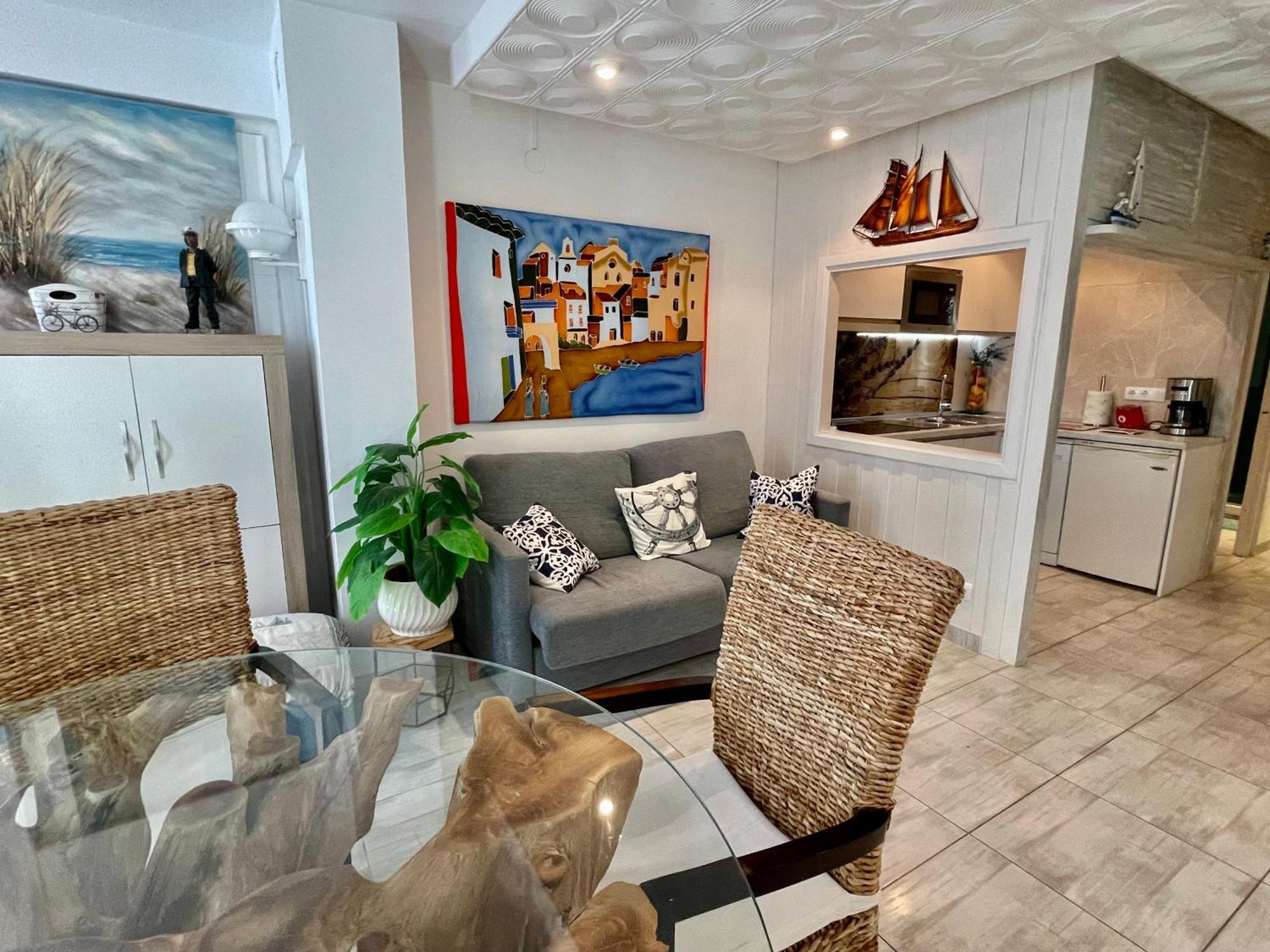 Magnifique Appartement En Front De Mer, Caneylles Roses Buitenkant foto